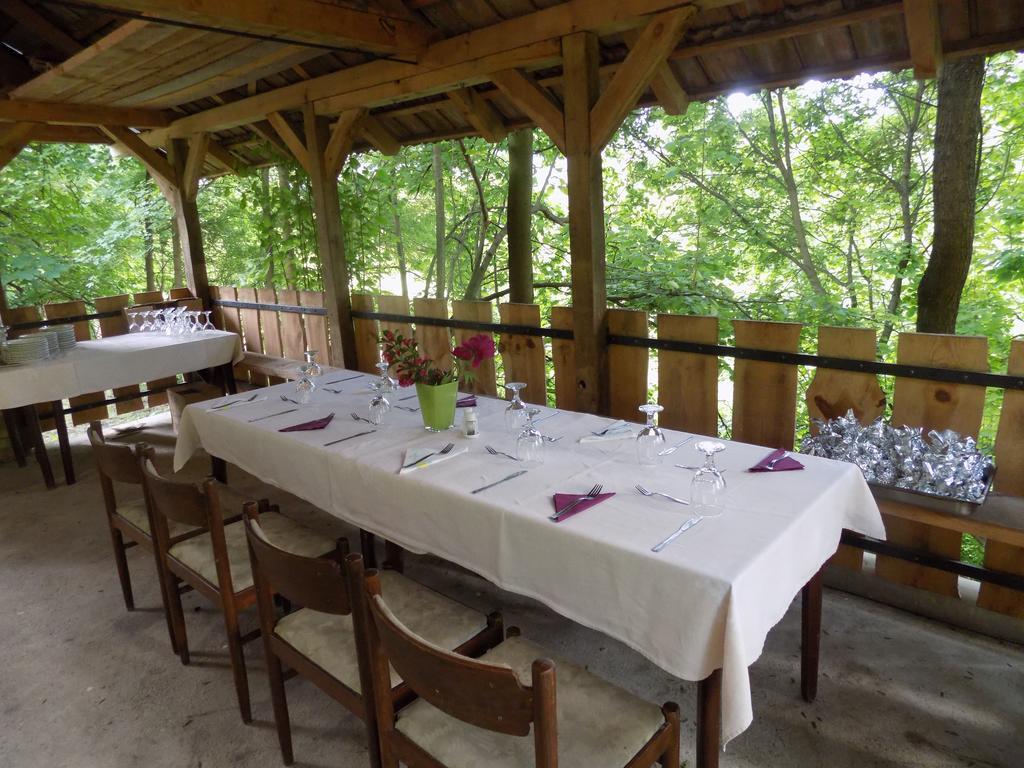 Bakterhaz Vendeghaz Hotel Nagyvisnyó Екстериор снимка
