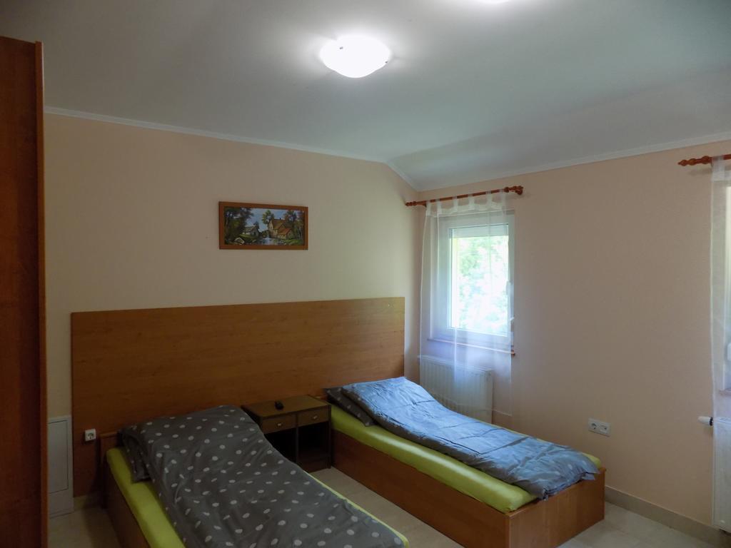 Bakterhaz Vendeghaz Hotel Nagyvisnyó Екстериор снимка