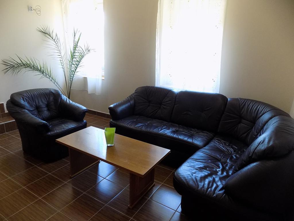 Bakterhaz Vendeghaz Hotel Nagyvisnyó Екстериор снимка