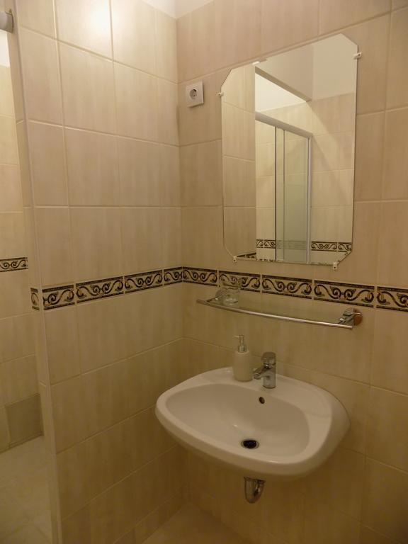 Bakterhaz Vendeghaz Hotel Nagyvisnyó Екстериор снимка
